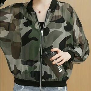 BRAND NEW!Camo Print Summer Jacket